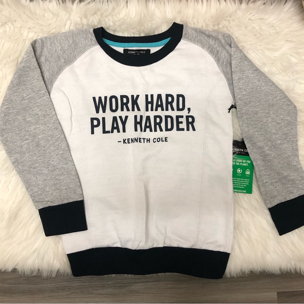 NWT Kenneth Kole Boy’s COTTON BLEND Crewneck Sweatshirt Kid’s Size 8